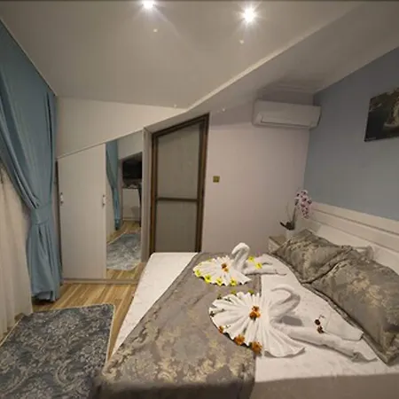 Отель Kayi